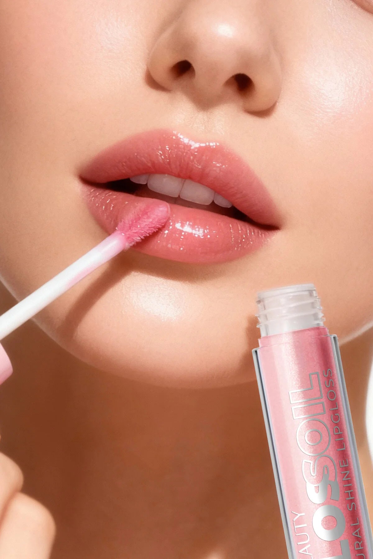 Embeauty Gloss Oil Lip Gloss 01 Sugar Cloud – Natural Shine – Roze Glanzende Lipgloss