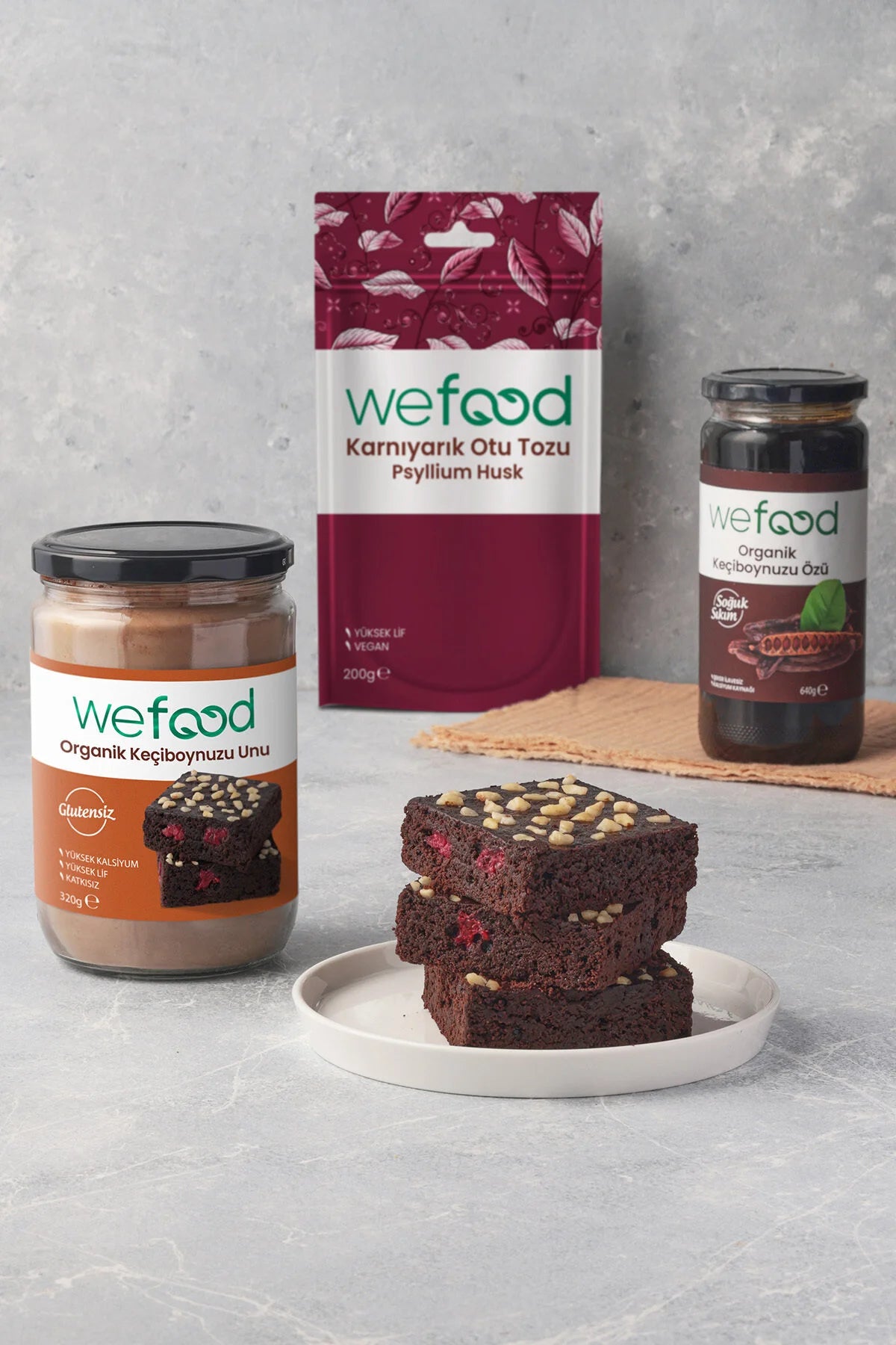 Wefood Organisch Johannesbroodmeel – 100% Carobpoeder – Glutenvrij – Vezelrijk – Bron van Calcium – 320 g