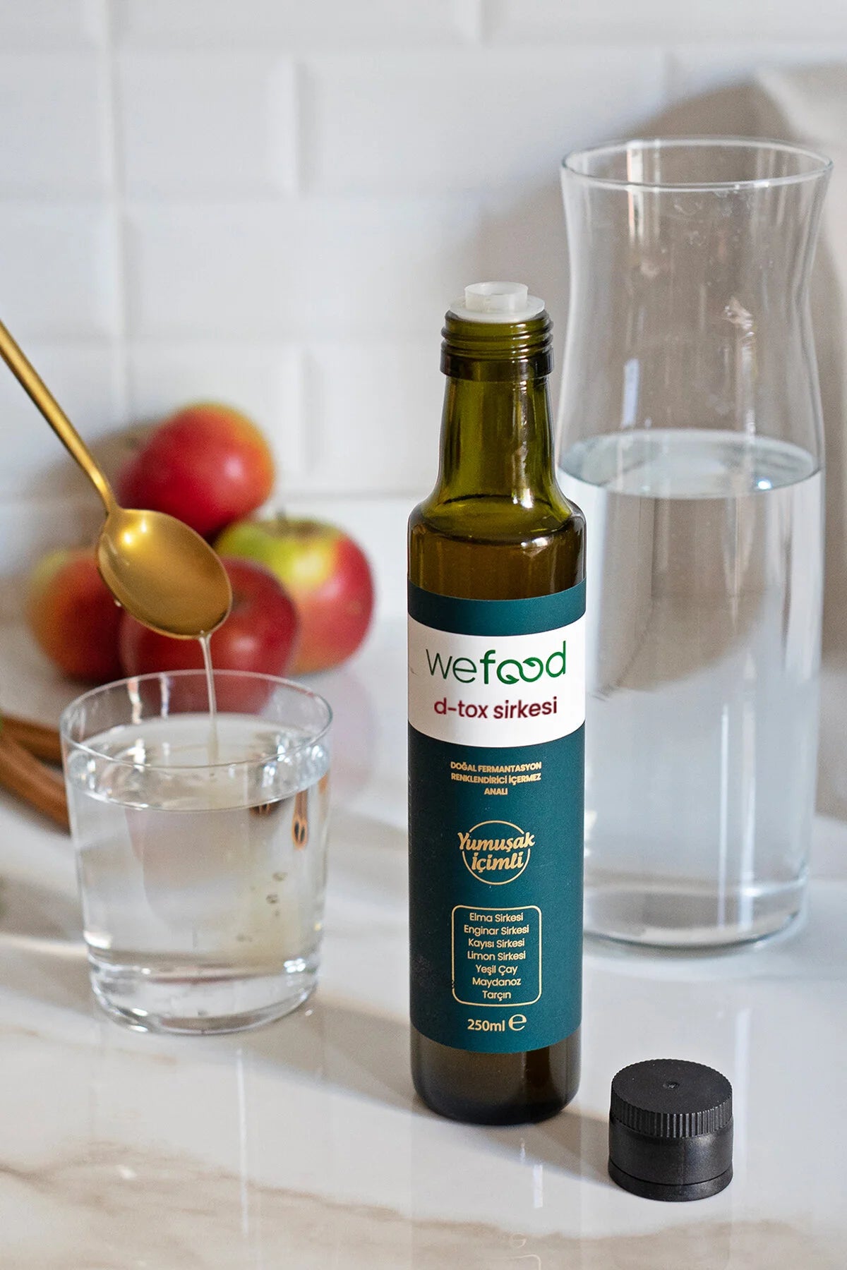 Wefood D-Tox Azijn – Azijnmix met Appel, Artisjok, Abrikoos & Citroen – Groene Thee, Peterselie & Kaneel – 250 ml