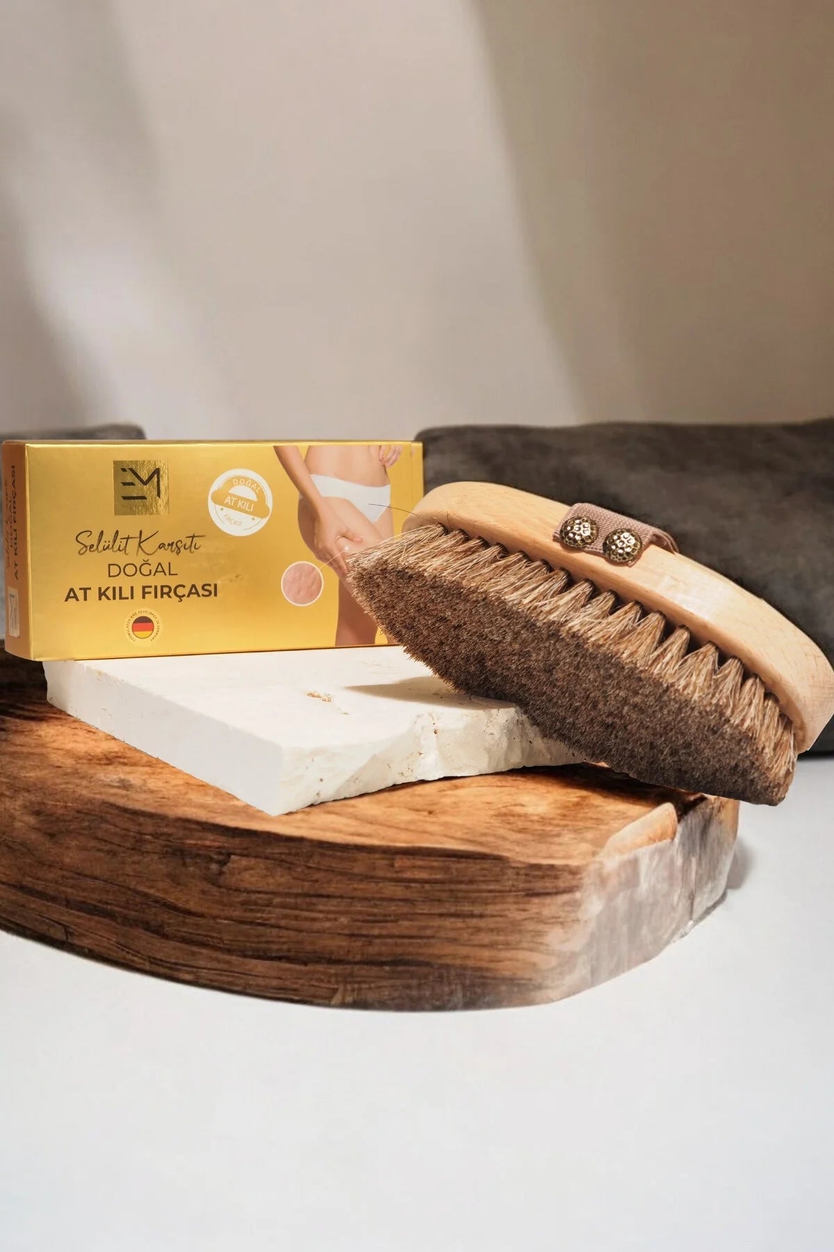 AMANOS BEAUTY Body Brush – Anti Cellulite Dry Brushing Natural Horse Hair Brus
