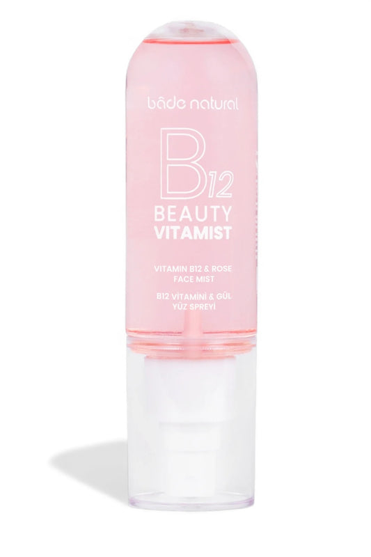 Bade Natural Rozewater Gezichtsspray - Beauty Vitamist - Vitamine B12 & Rozen Gezichtsspray - Hydraterend / Voedend & Verfrissend - Rijk aan antioxidanten Centella Asiatica & Papaya - Dermatologisch getest - Alle huidtypen - 100 ml