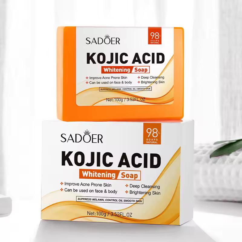 SADOER Kojic Acid Zeep - Whitening Soap - Verbetert Acnegevoelige huid - Gezicht & Lichaam - Diepe reiniging - Verheldert & Hydrateert huid - 100 gr