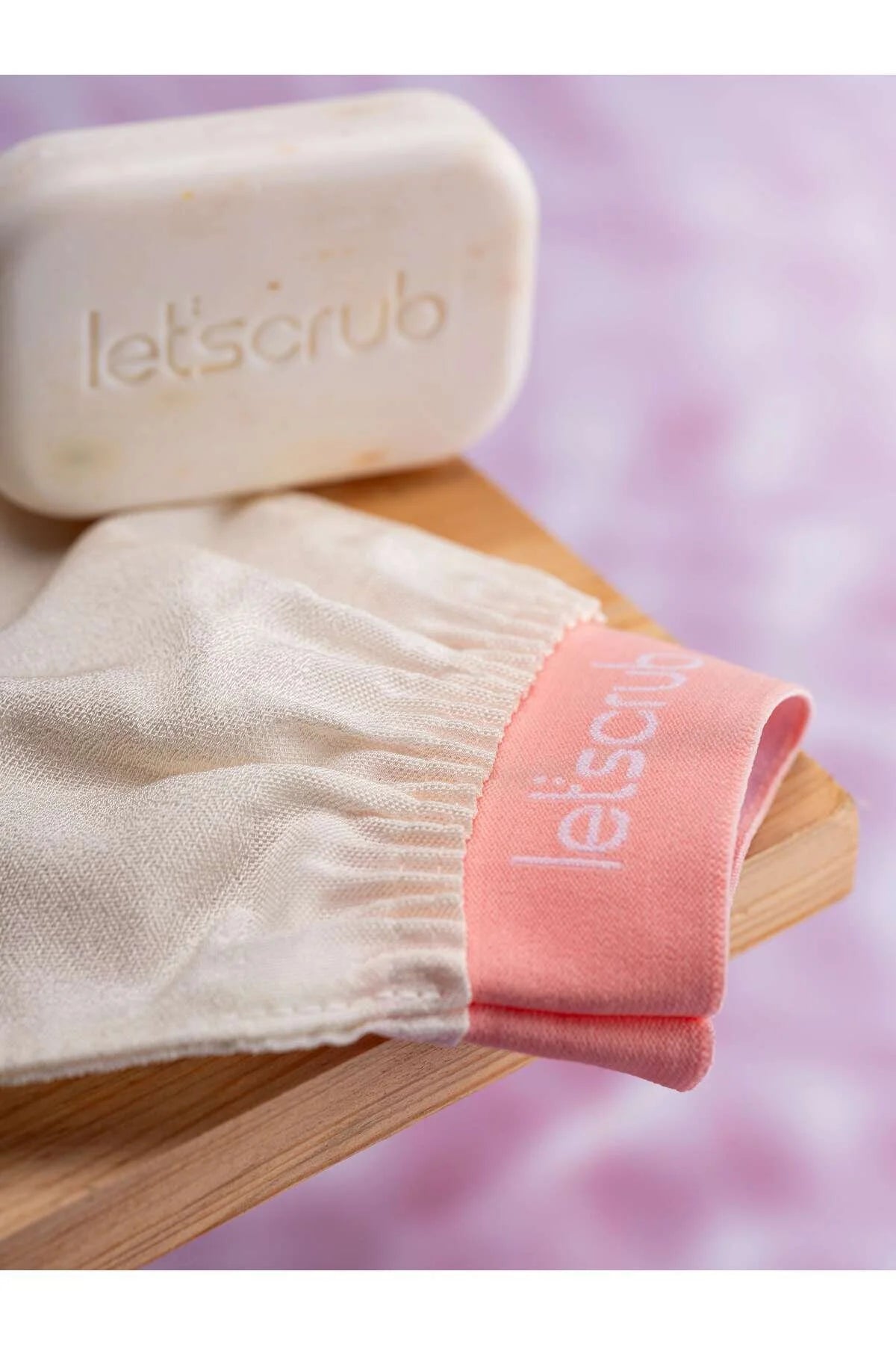 Let'scrub Ecru bad-douchehandschoen (Exfoliërende Handschoen) - 1 badhandschoen & 1 puimsteen - Peeling handschoen - 100% zijdezachte huid voor de normale huid - Badscrub voor thuis of in de spa - Striae - cellulitis en littekens verminderen